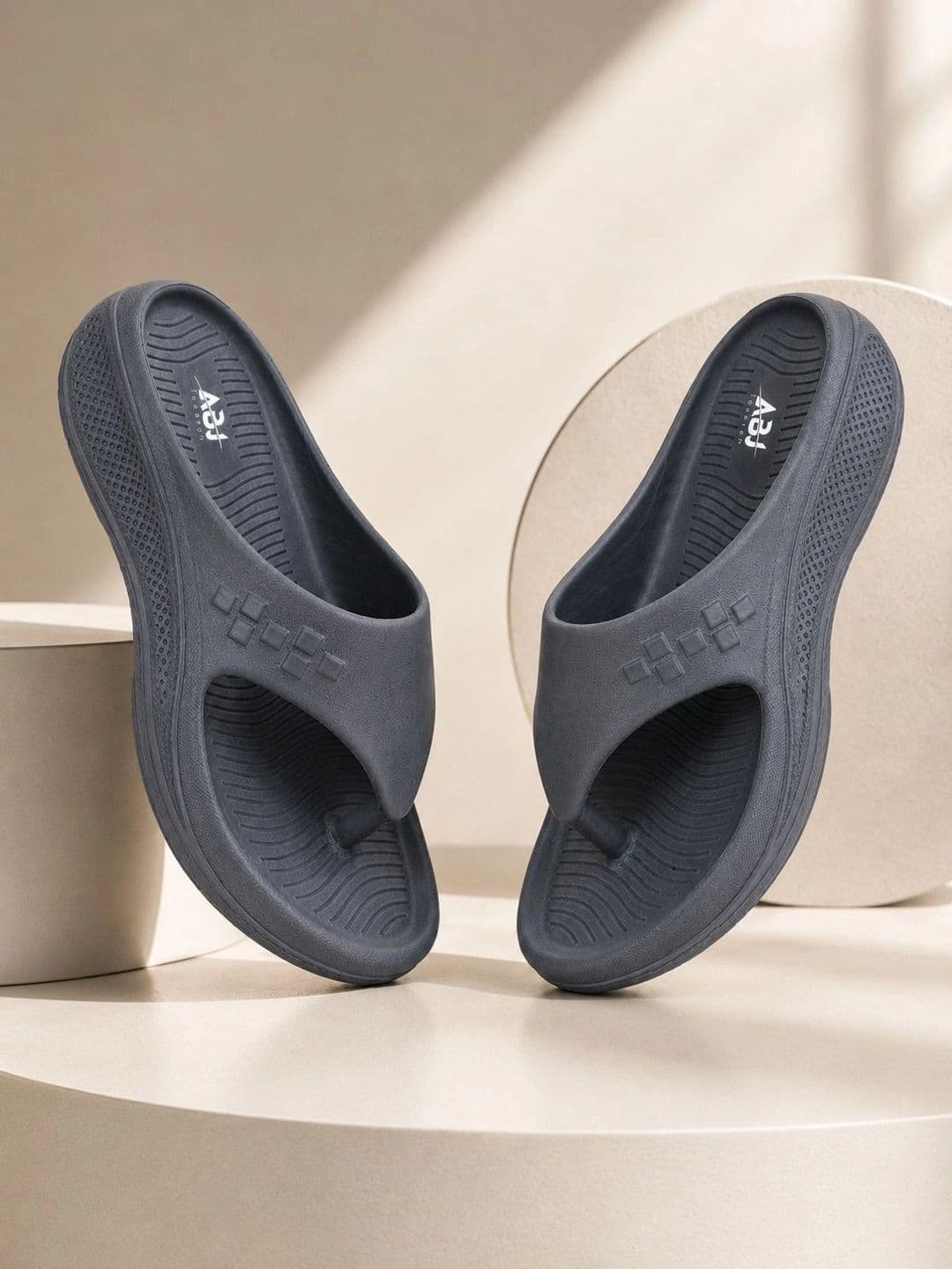 ABJ Fashion Men Thong Flip-Flops - view 1