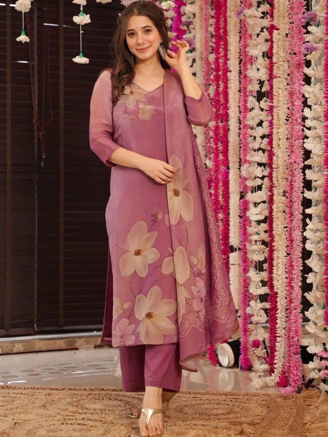 SZN Women Floral Printed Regular Kurta with Palazzos & With Dupatta - view 1