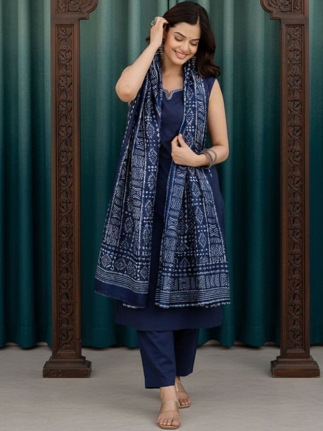 Anouk Mirage Women Ethnic Motifs Regular Thread Work Pure Cotton Kurta with Trousers & With Dupatta - view 1