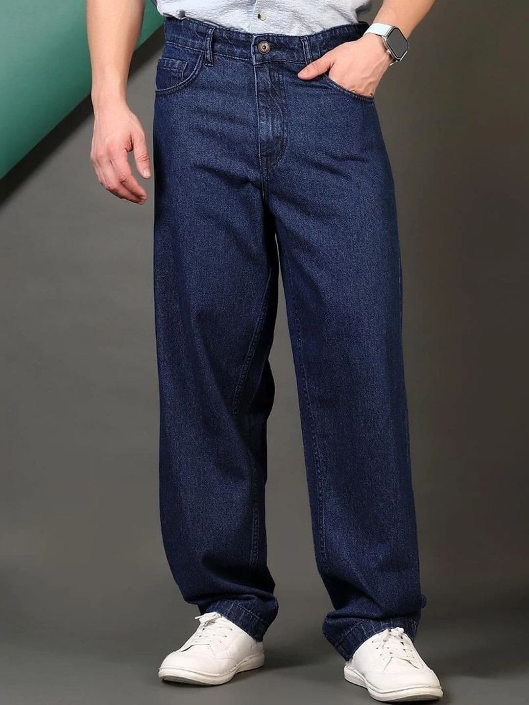 LEVORCE Men Relaxed Fit Mid-Rise Stretchable Jeans - view 1