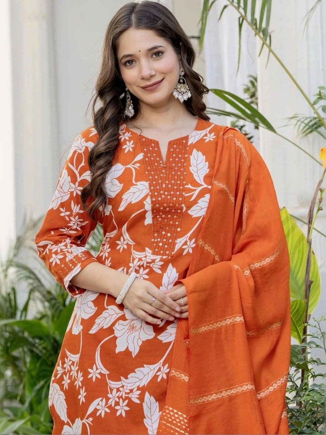 KJTRENDS Women Floral Printed Regular Sequinned Pure Cotton Kurta with Trousers & With Dupatta - view 1