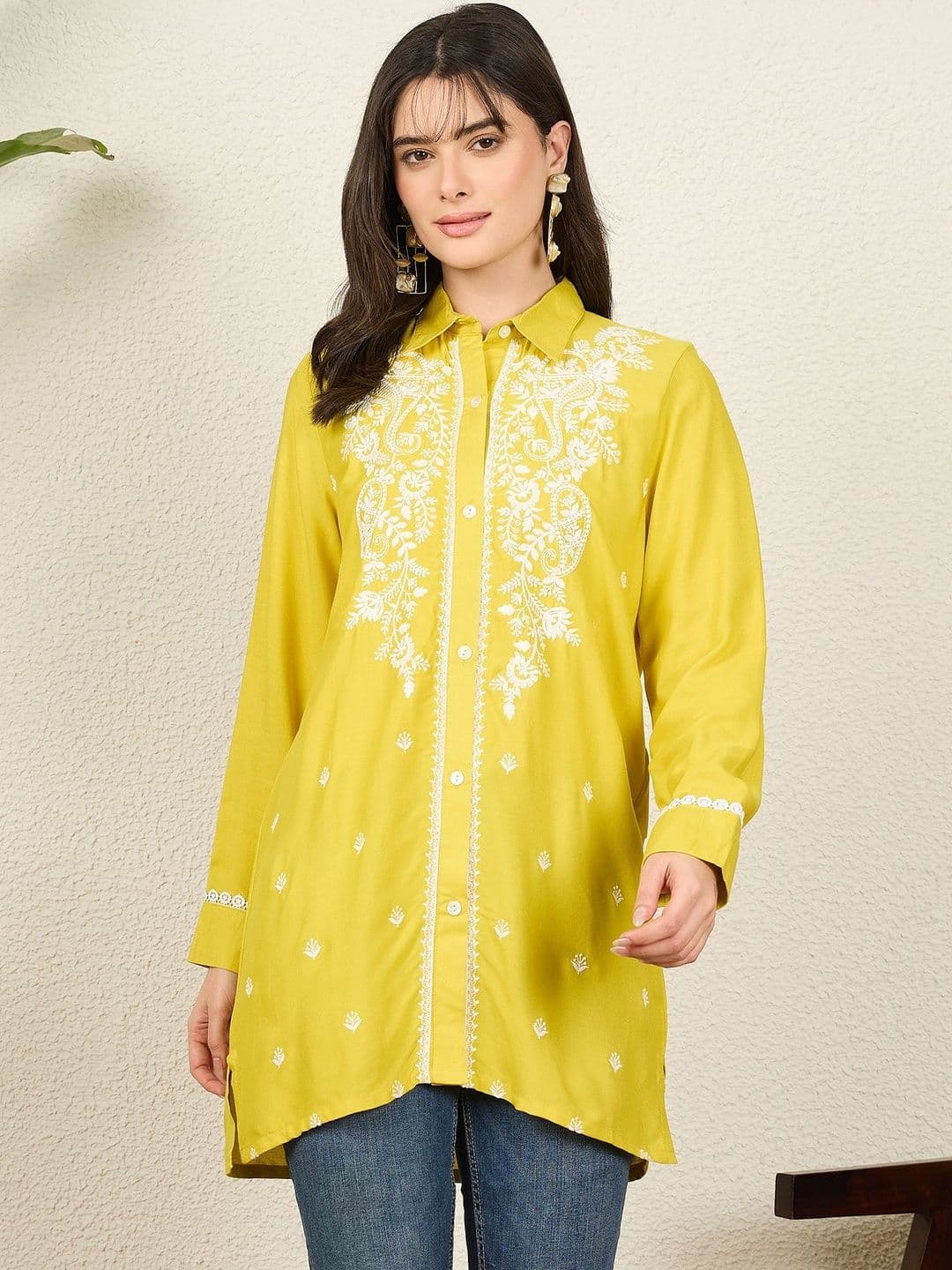 Anouk Women Ethnic Motifs Embroidered Thread Work Kurta - view 1