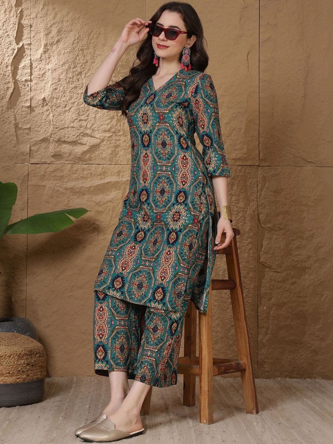 Anouk Women Ethnic Motifs Printed Regular Kurta with Palazzos - view 1