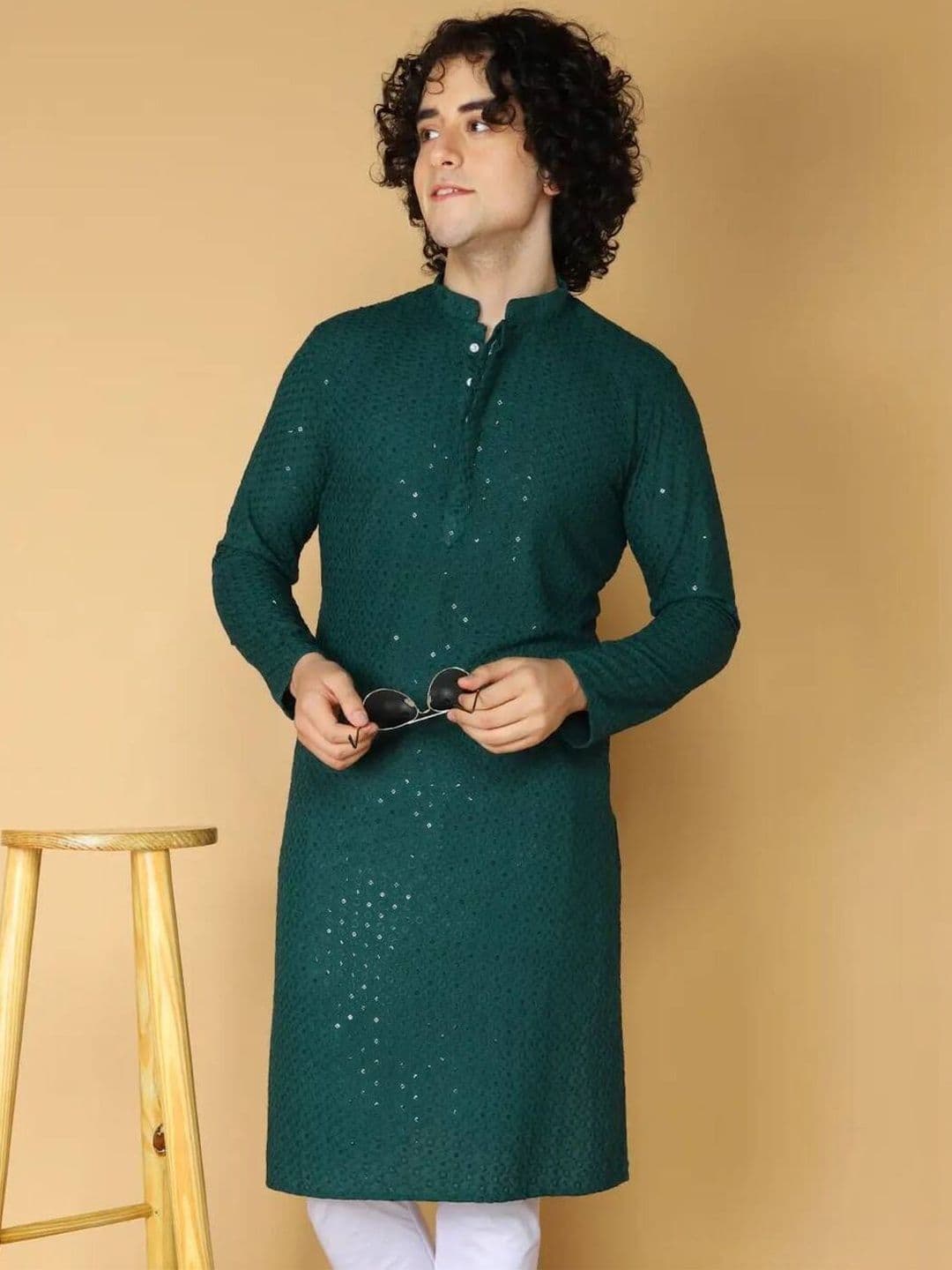 Anouk Men Embroidered Mirror Work Kurta - view 1