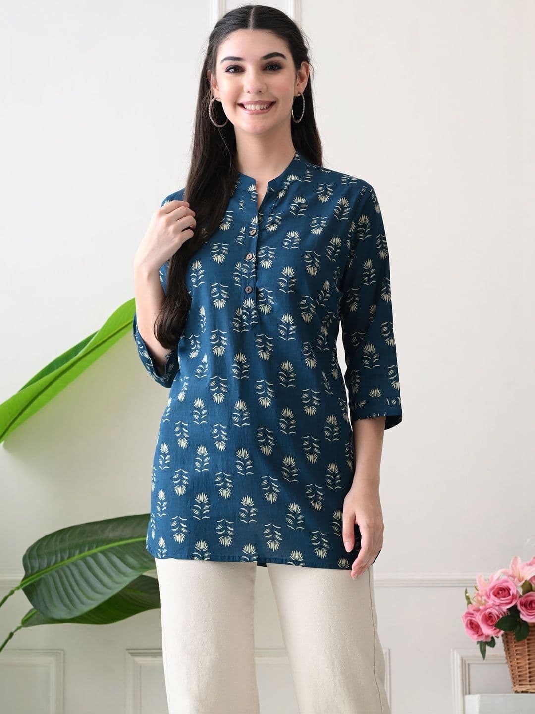 Anouk Mirage Botanical Printed Pure Cotton Kurti - view 1