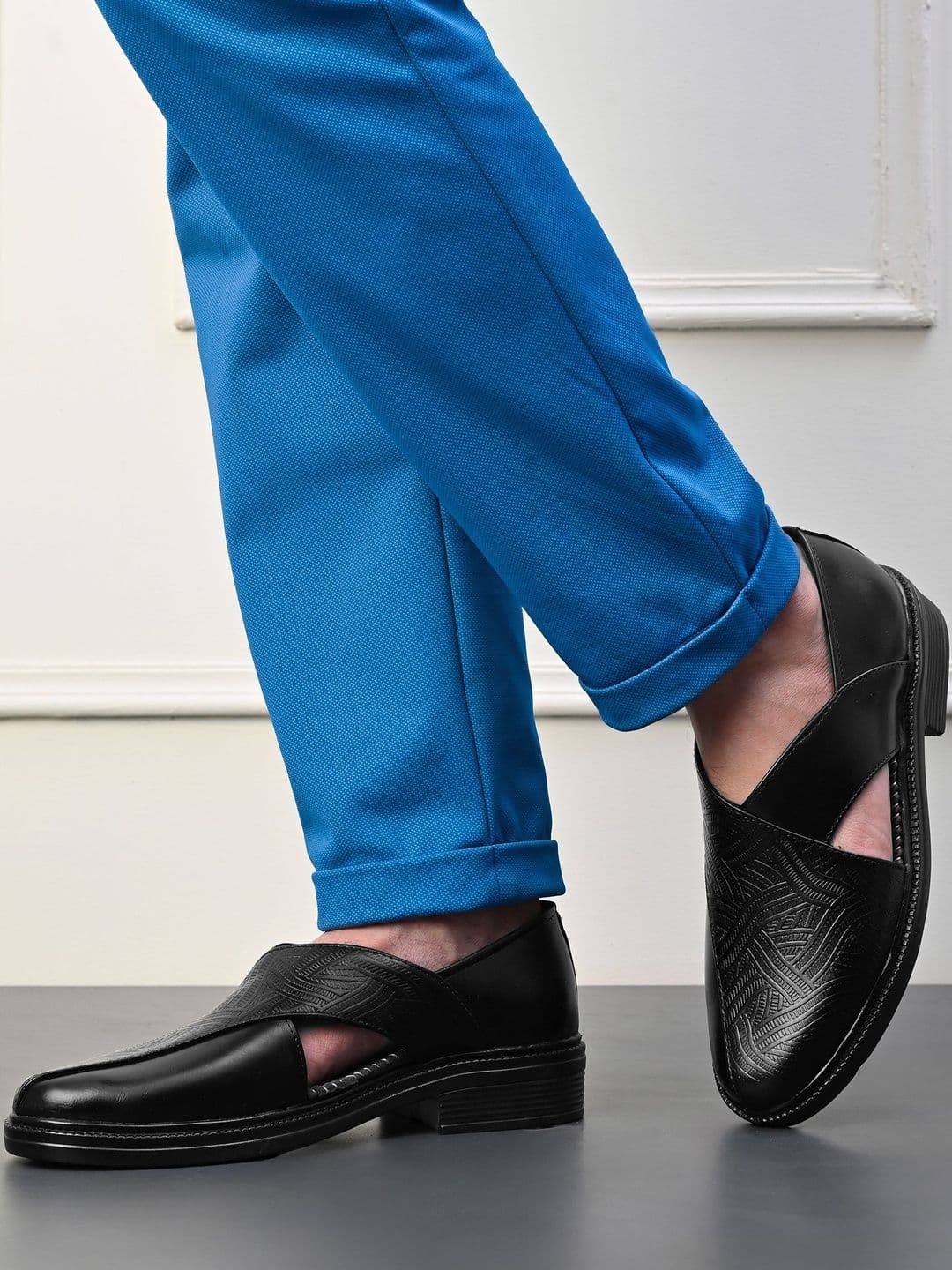 Anouk Men Shoe-Style Sandals - view 1