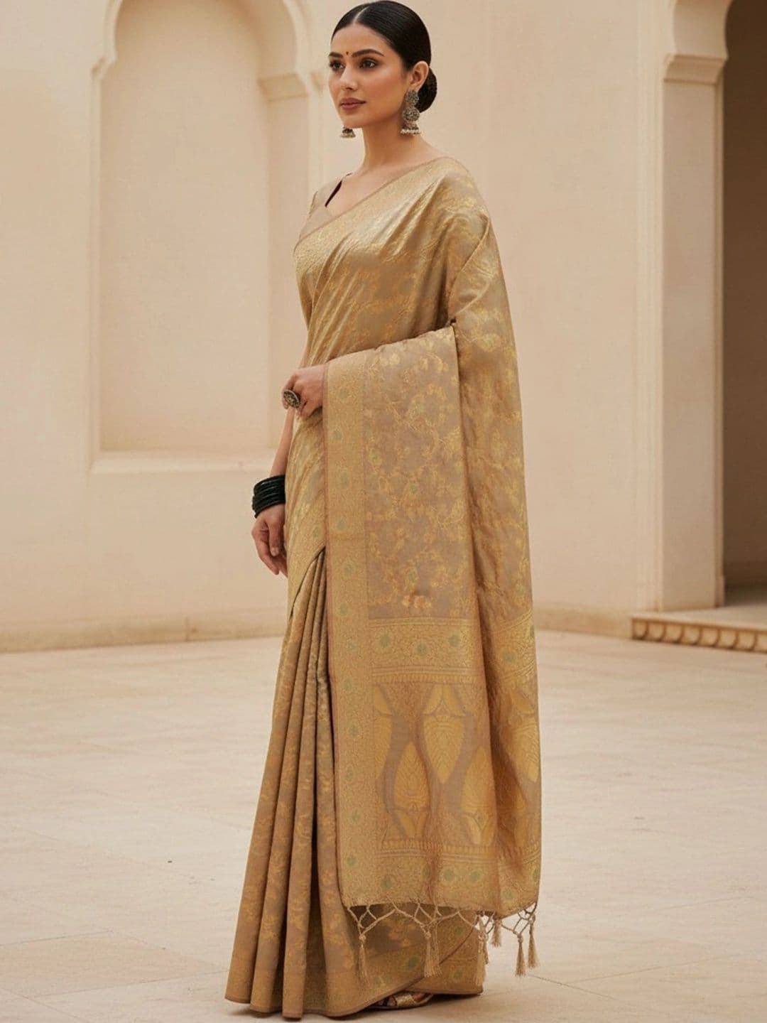 Sangria Woven Design Zari Silk Blend Designer Banarasi Saree - view 1