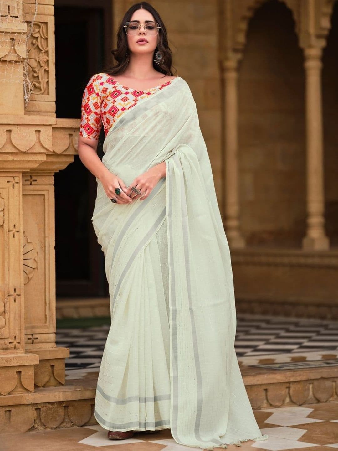 Anouk Striped Zari Linen Blend Saree With Unstitched Blouse Piece - view 1