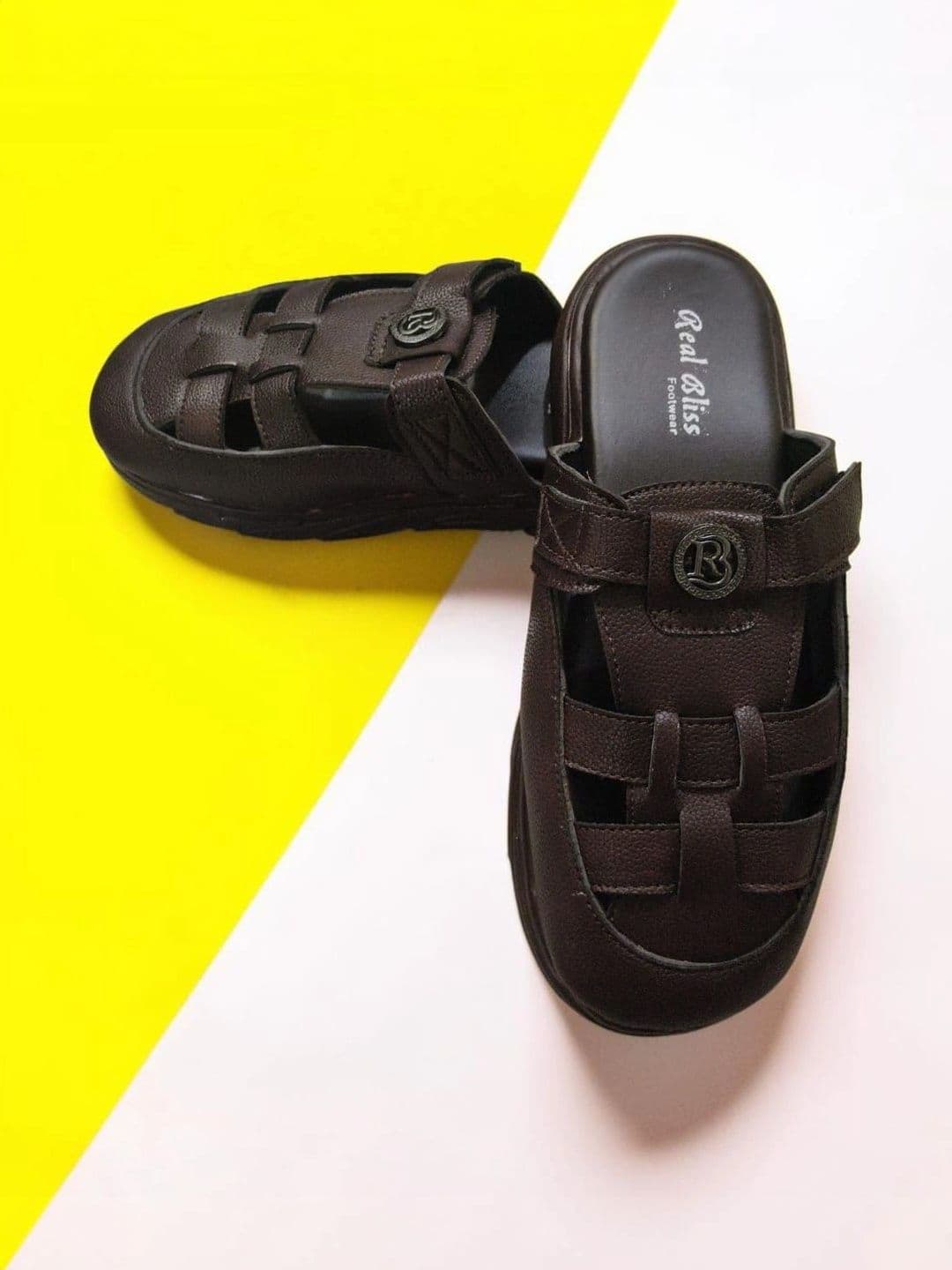 REAL BLISS FOOTWEAR Men Fisherman Sandals - view 1