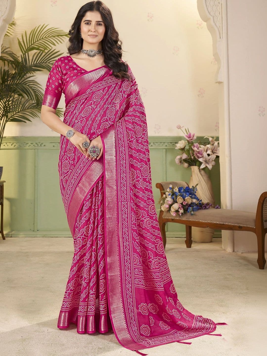 J 6 DESIGNER Bandhani Zari Silk Cotton Heavy Work Saree - view 1