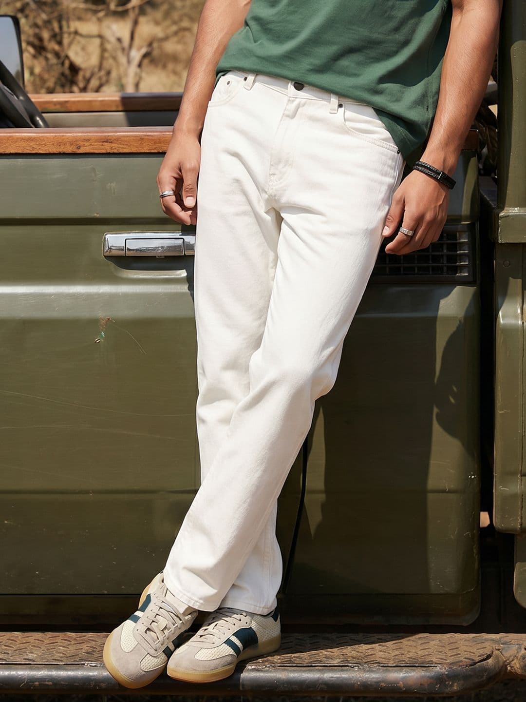 The Roadster Life Co. Men Straight Fit Jeans - view 1
