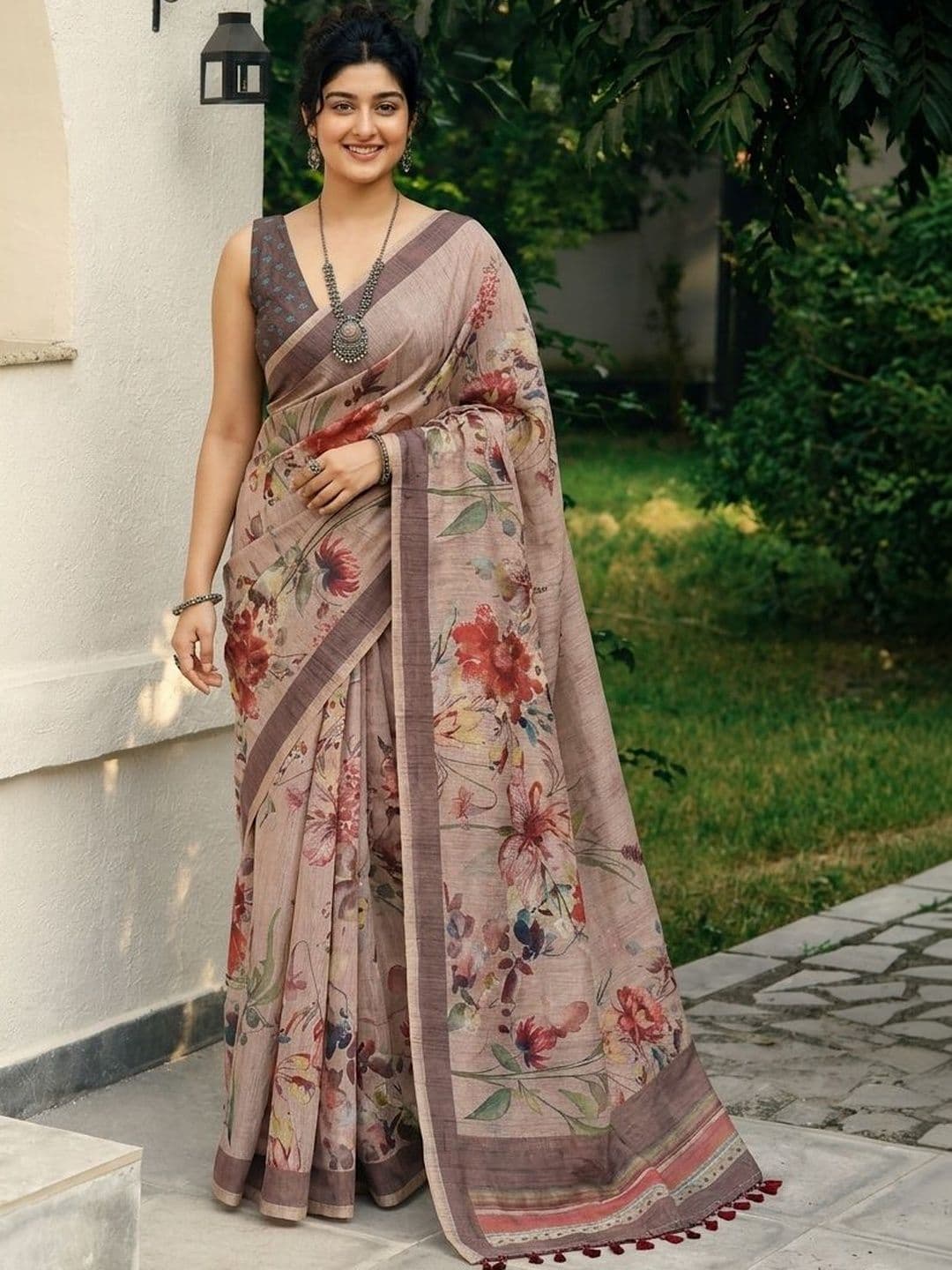 Anouk Floral Silk Blend Saree - view 1