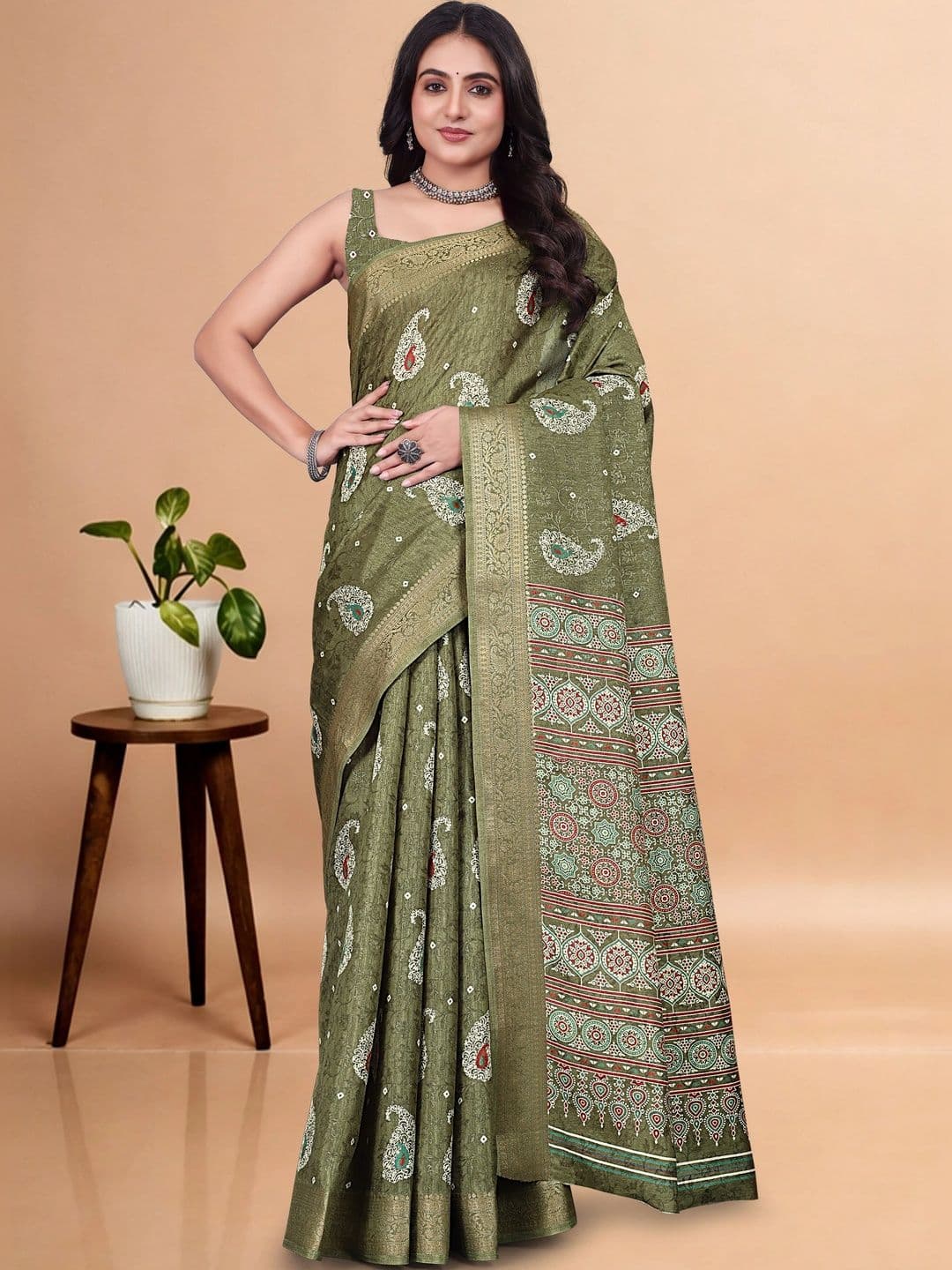 J 6 DESIGNER Batik Zari Silk Cotton Heavy Work Saree - view 1