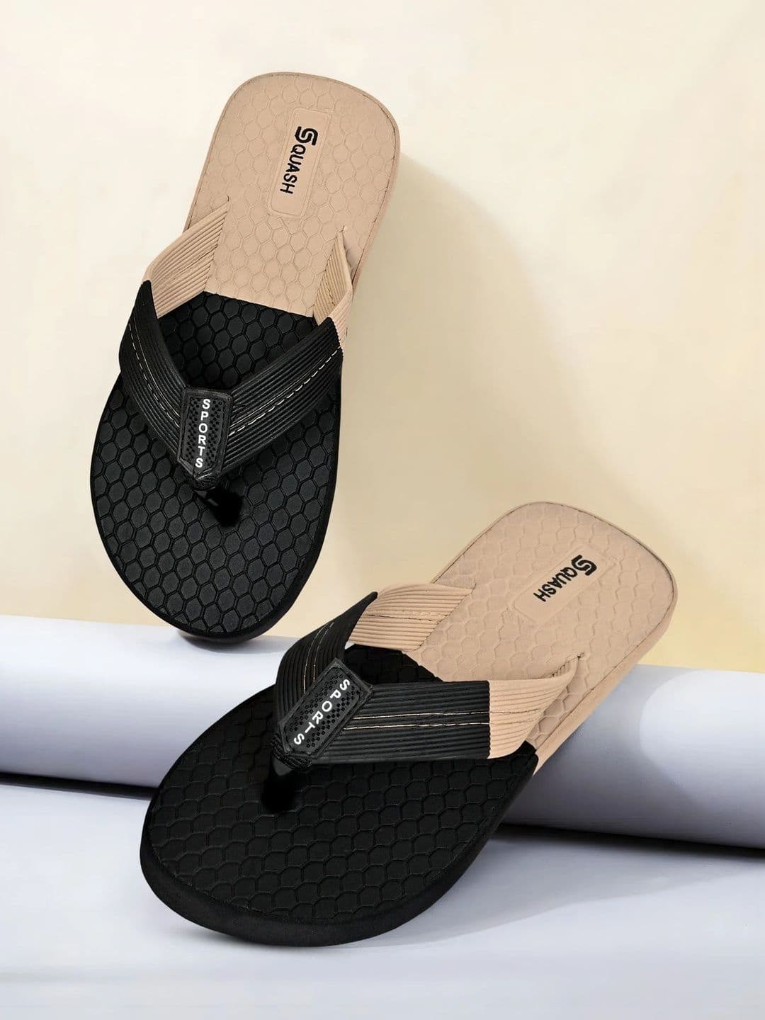 SQUASH Men Colourblocked Thong Flip-Flops - view 1
