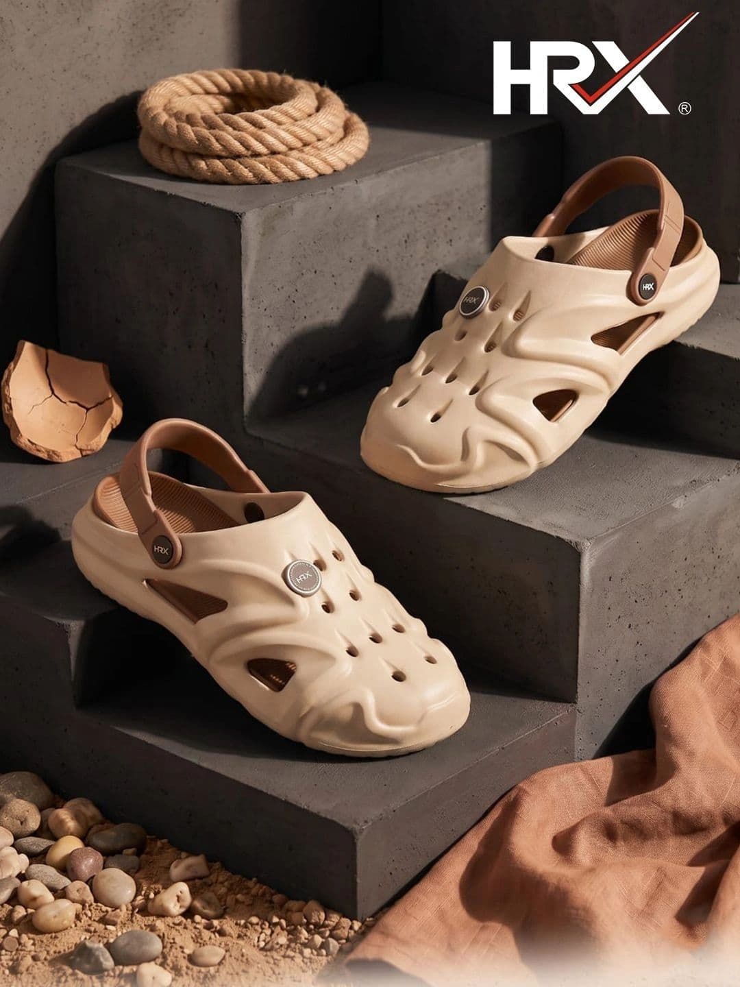 HRX by Hrithik Roshan Men Clogs Sandals - view 1