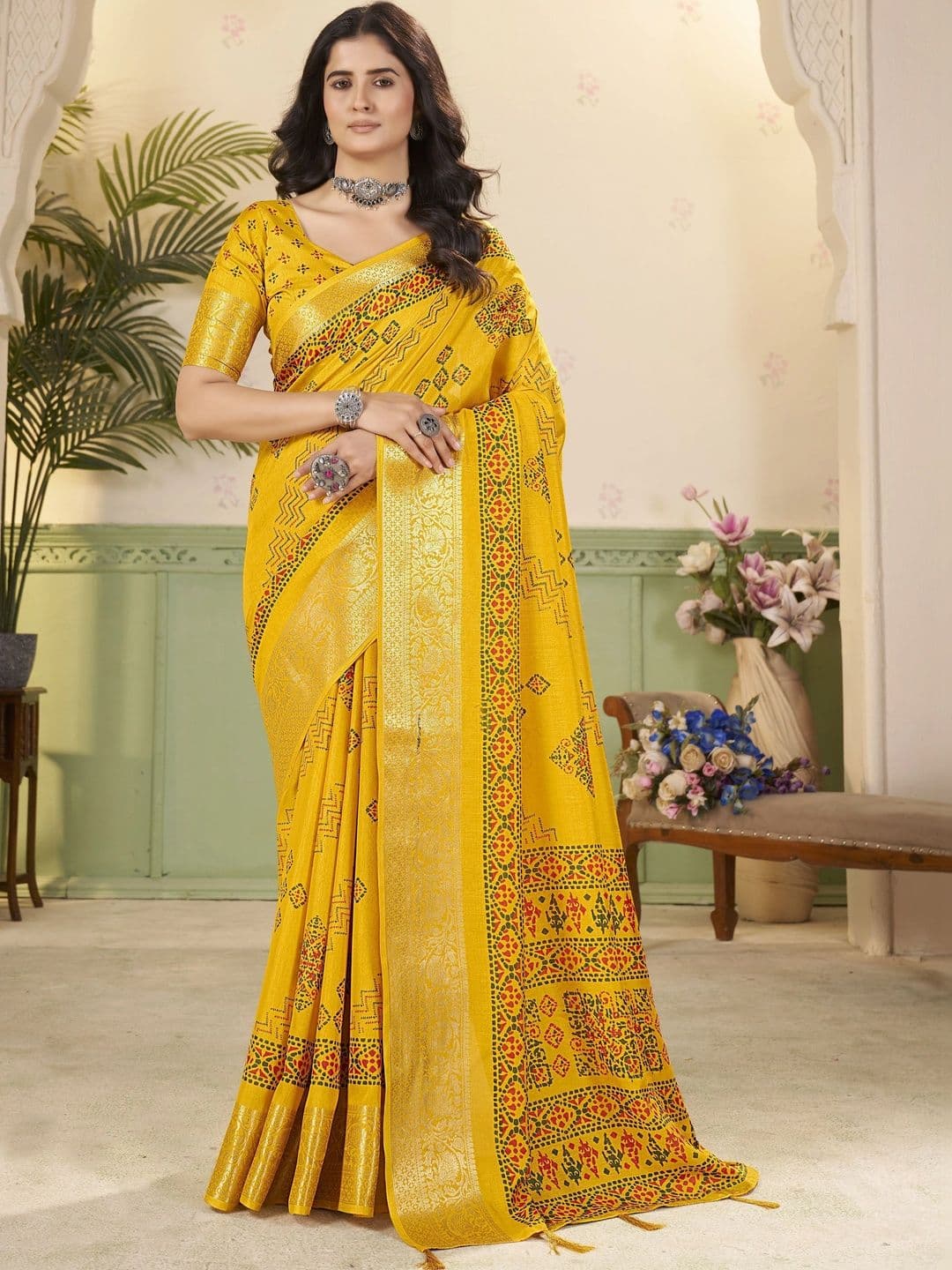 J 6 DESIGNER Bandhani Zari Silk Cotton Heavy Work Saree - view 1
