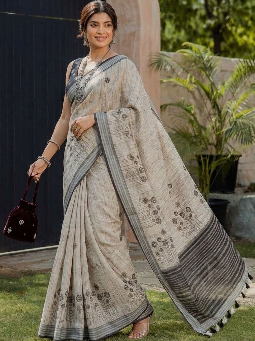 Anouk Floral Pure Linen Handloom Block Print Saree - view 1