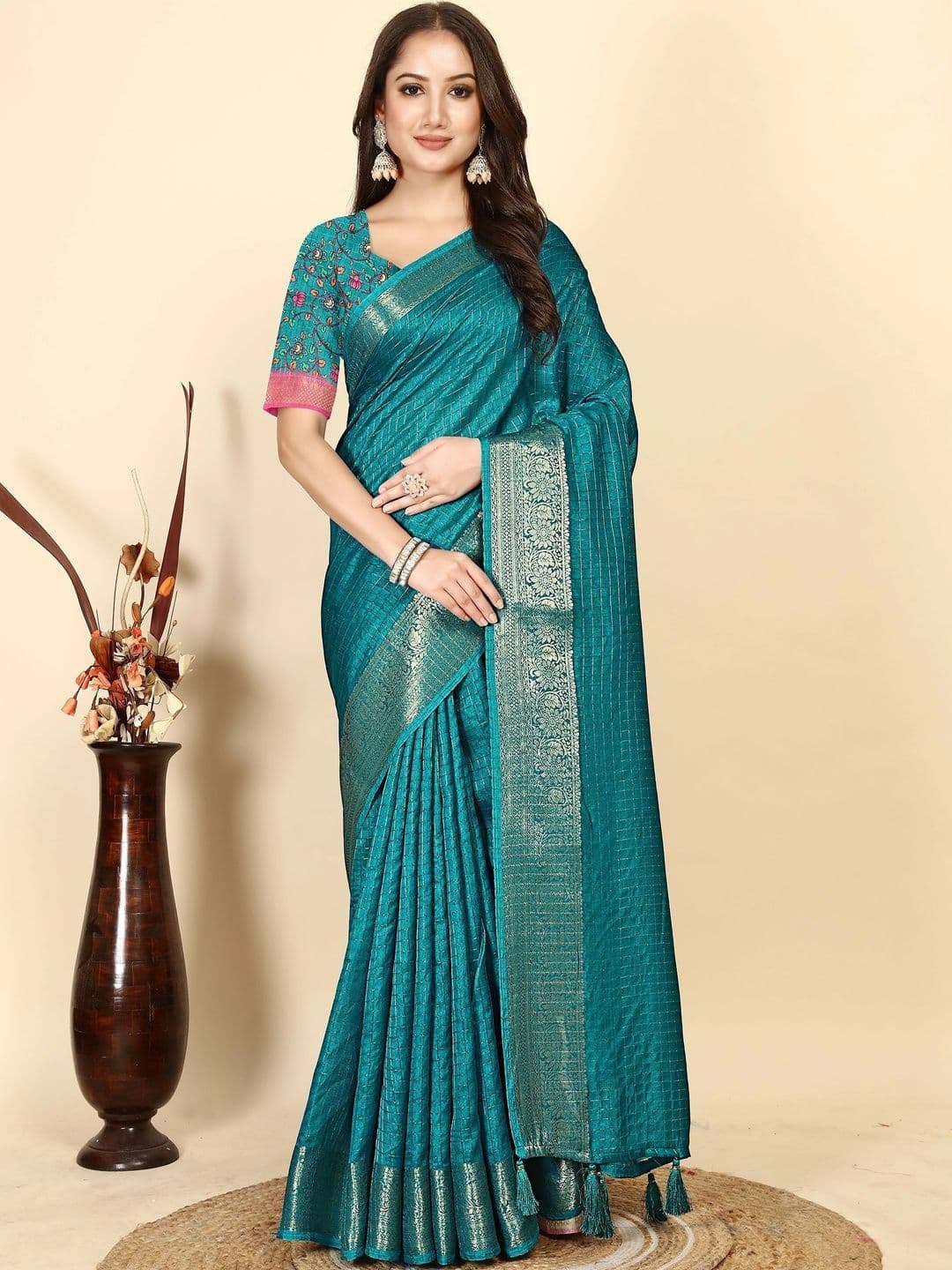 SSHAGUN LIFESTYLE Floral Zari Saree - view 1