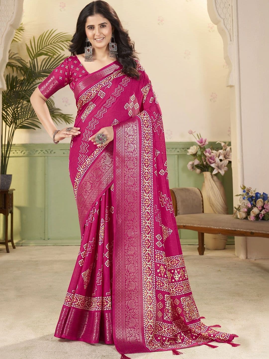 J 6 DESIGNER Bandhani Zari Silk Cotton Heavy Work Saree - view 1