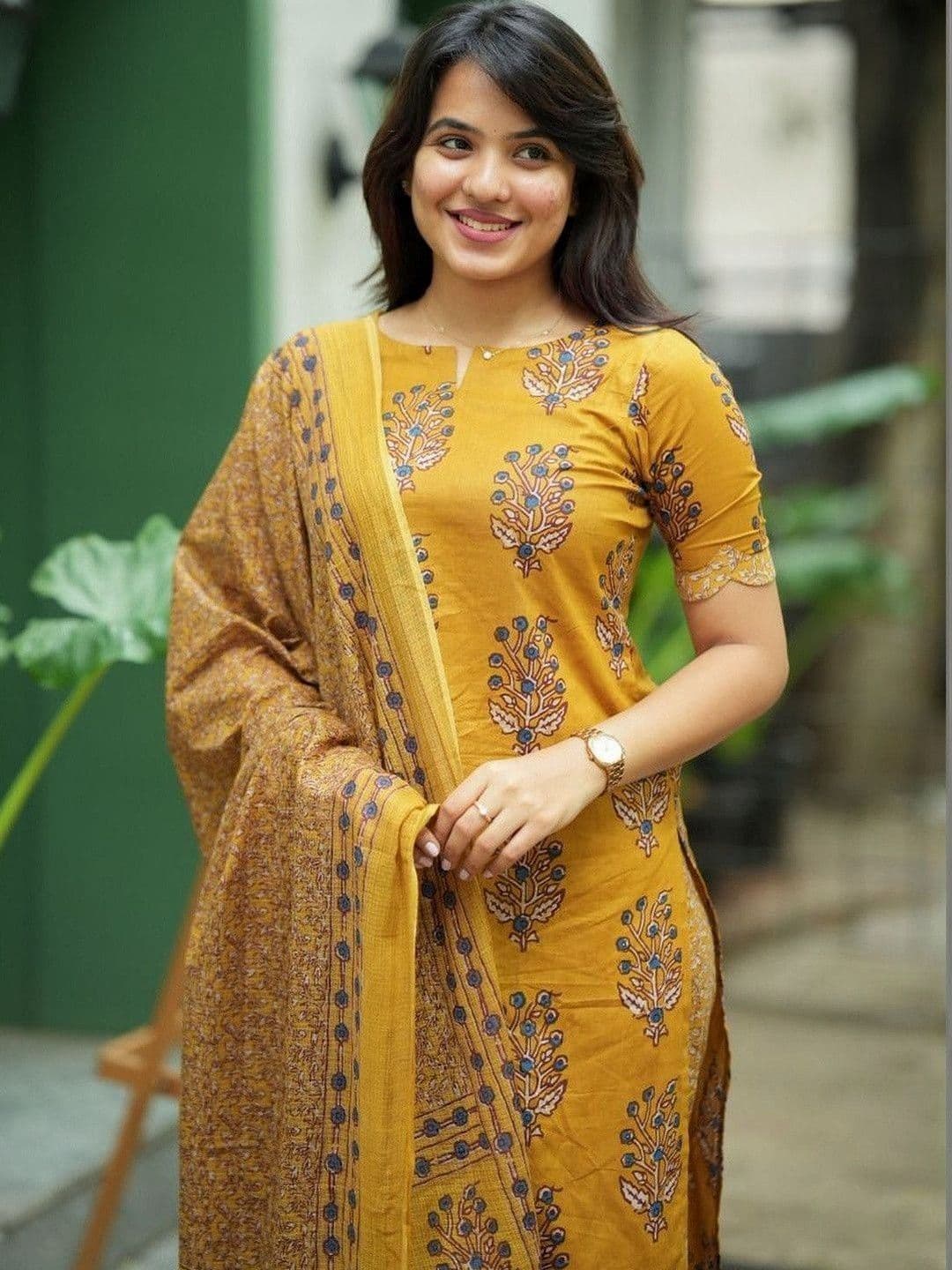Anouk Mirage Women Ethnic Motifs Printed Regular Kurta with Trousers & With Dupatta - view 1