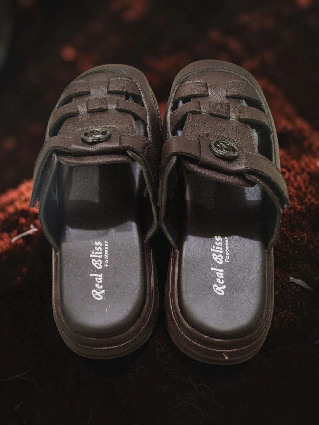 REAL BLISS FOOTWEAR Men Fisherman Sandals - view 1