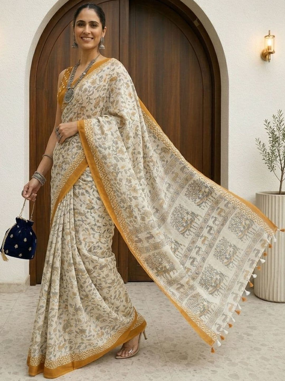 Anouk Ethnic Motifs Pure Cotton Handloom Block Print Saree - view 1