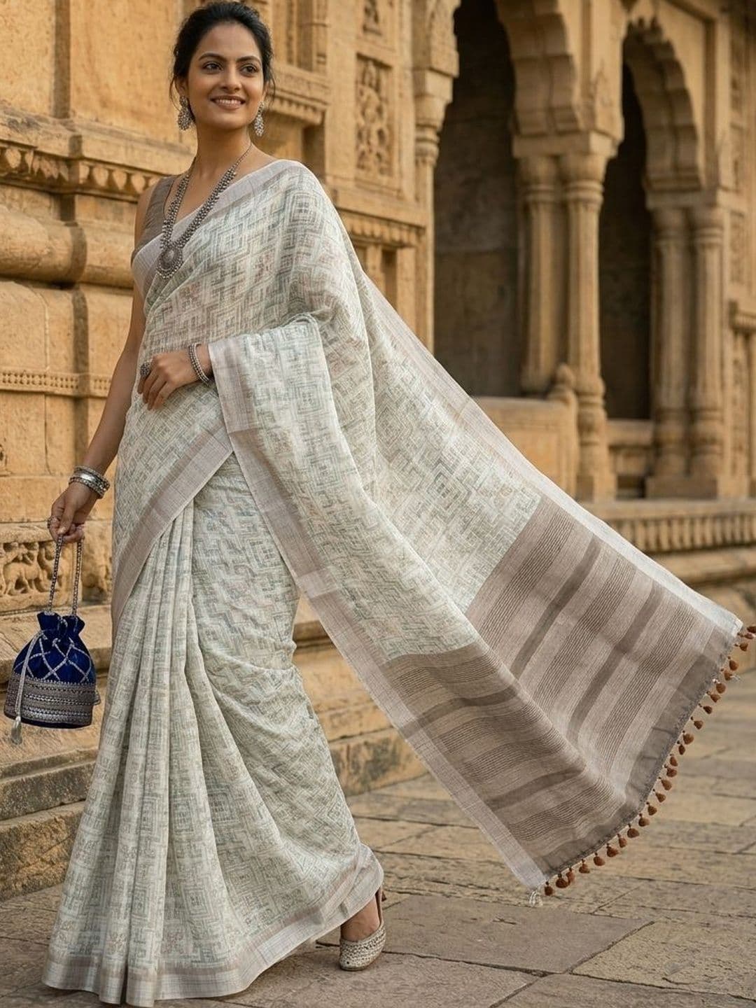 Anouk Ethnic Motifs Cotton Blend Handloom Block Print Saree - view 1