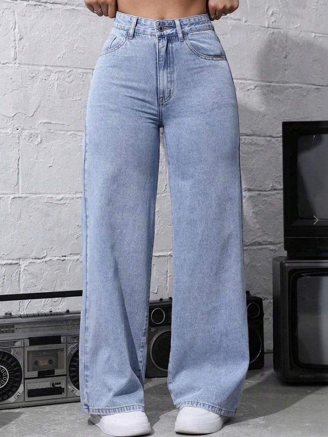 KASHIANXSTYLE Women Loose Regular Fit High-Rise Light Fade Stretchable Jeans - view 1