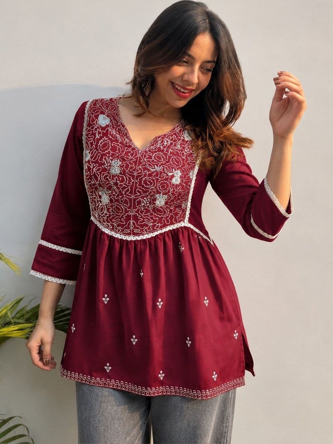 Anouk Women Embroidered Thread Work Kurta - view 1