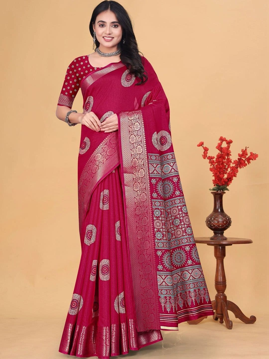 SSHAGUN LIFESTYLE Woven Design Zari Art Silk Saree - view 1