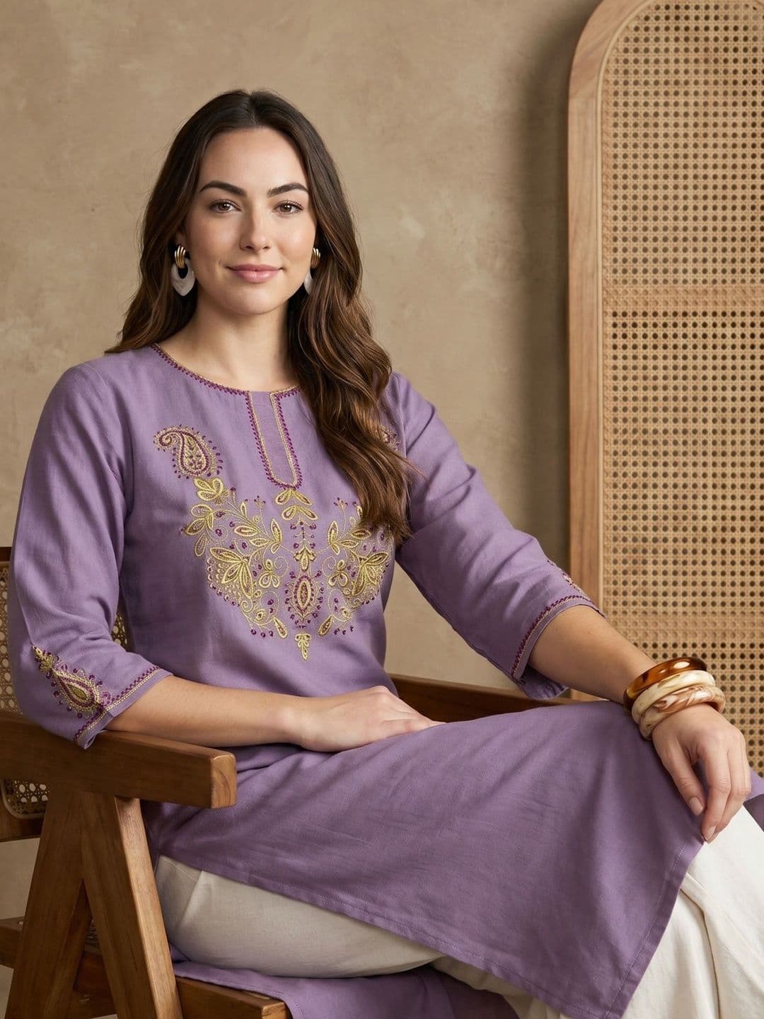 Anouk Women Ethnic Motifs Embroidered Thread Work Kurta - view 1