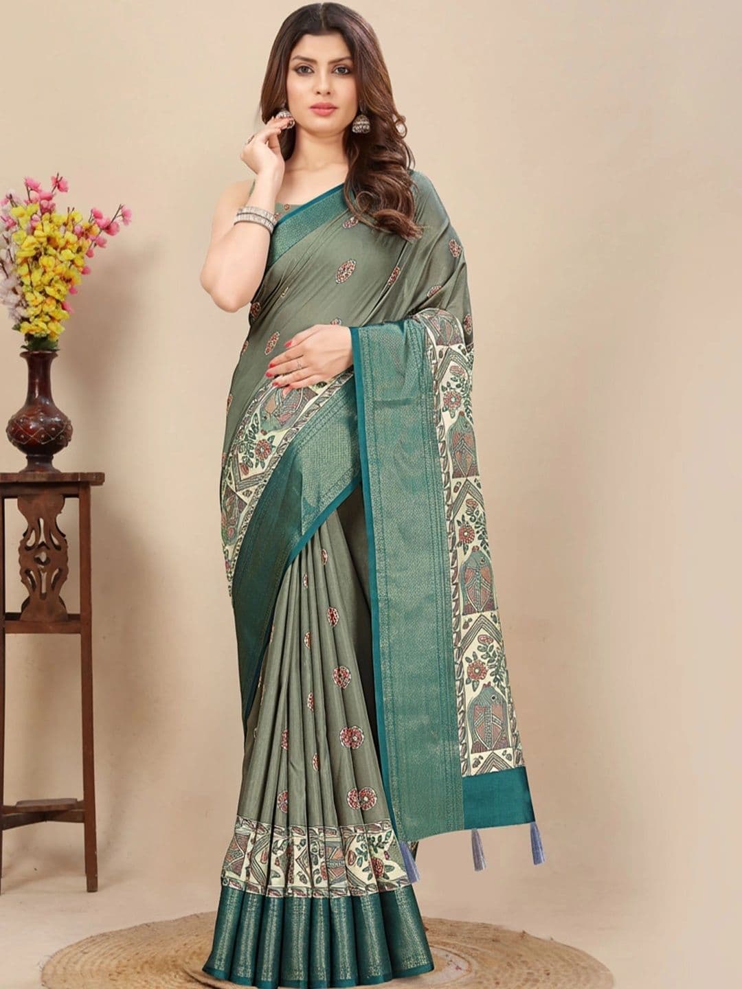 SSHAGUN LIFESTYLE Floral Silk Cotton Heavy Work Saree - view 1