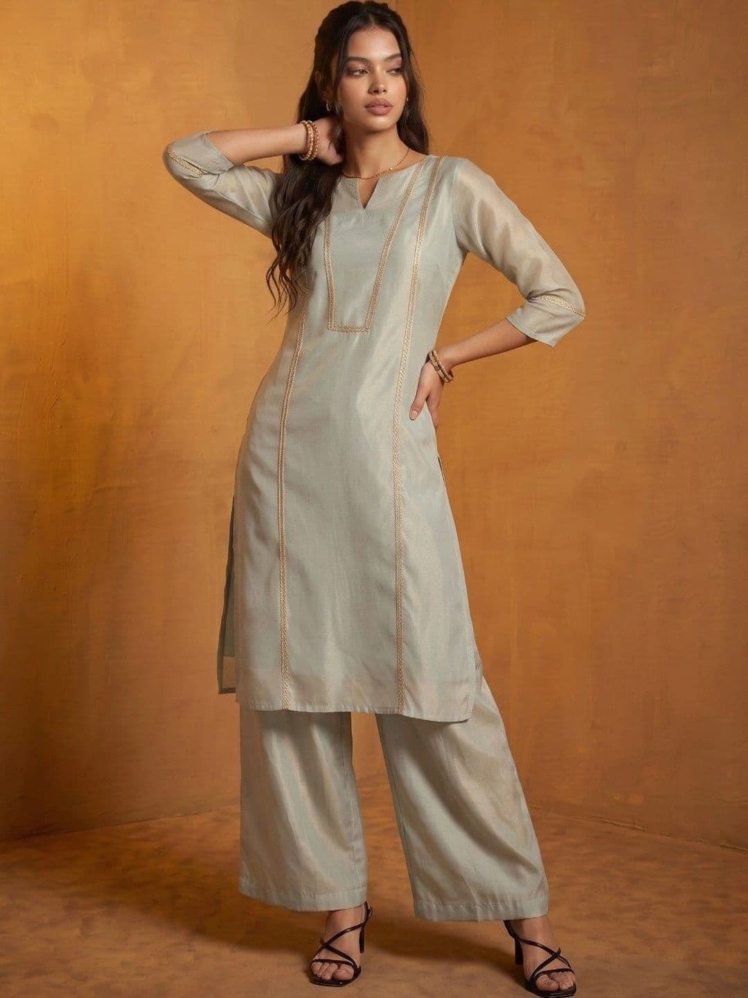 KINDA DESI Women Regular Thread Work Kurta with Palazzos - view 1