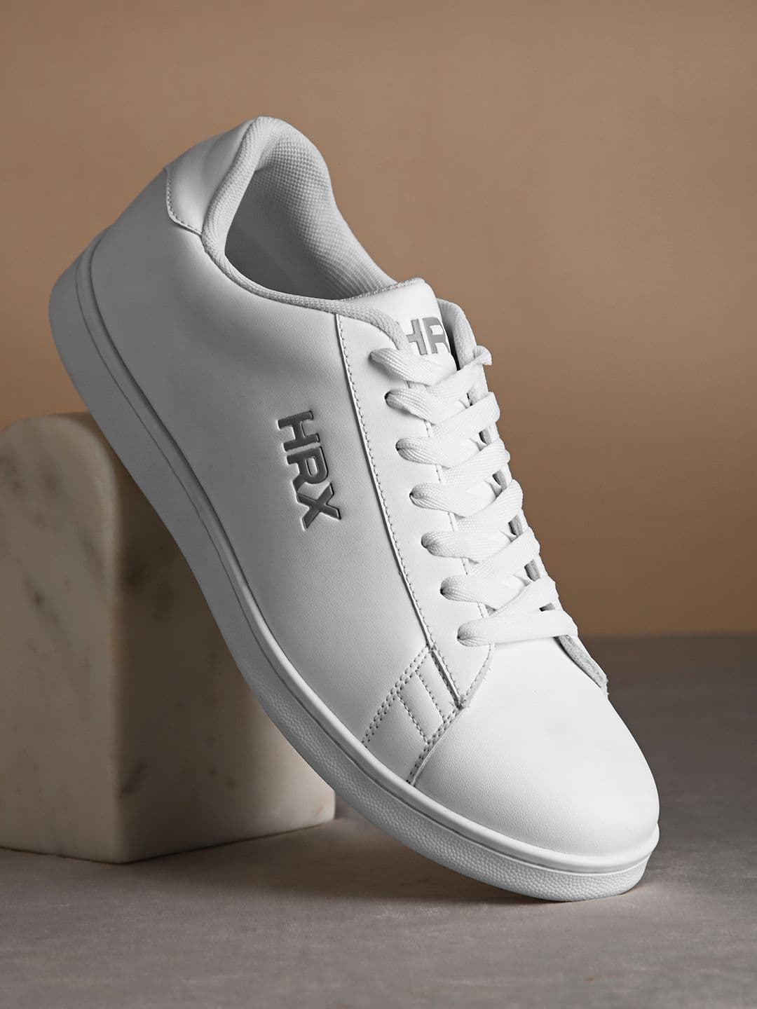 HRX by Hrithik Roshan Unisex Round Toe Lace-Ups Sneakers - view 1