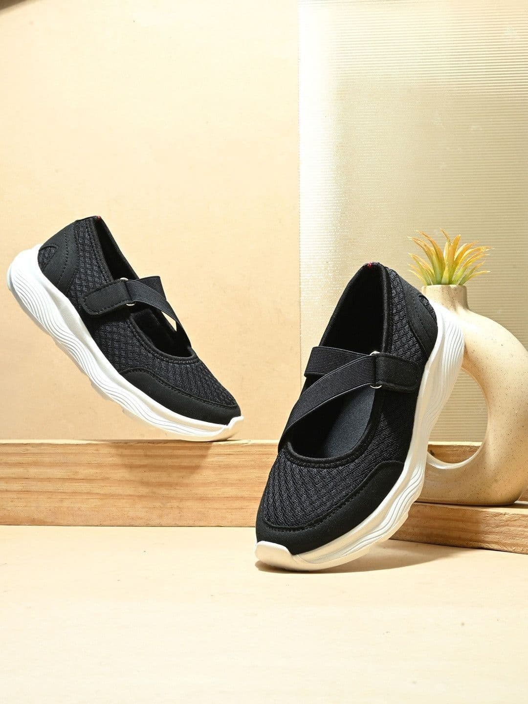 HRX by Hrithik Roshan Women Textile Walking Shoes - view 1