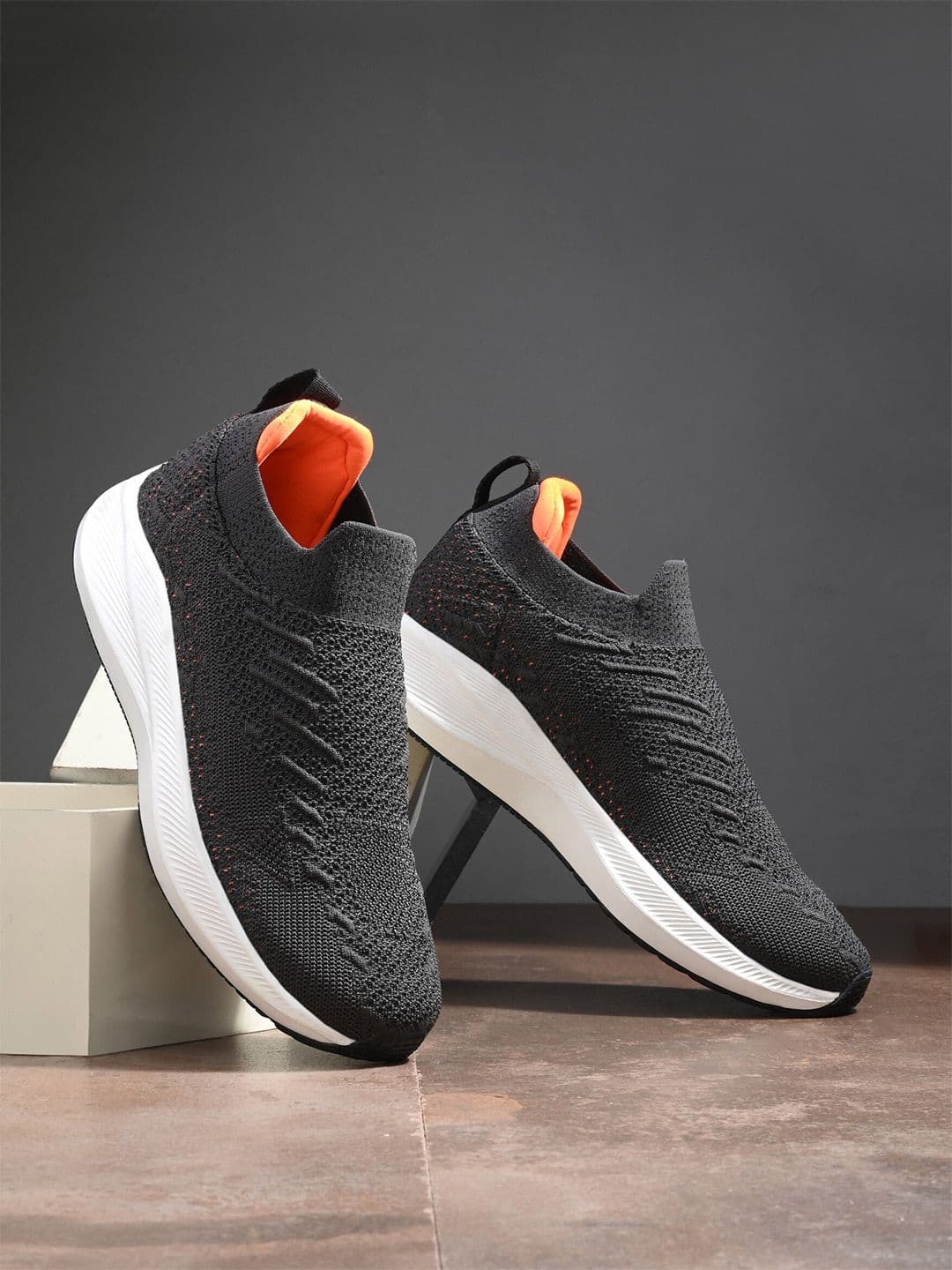 HRX by Hrithik Roshan Men Comfortable Walking Shoes - view 1