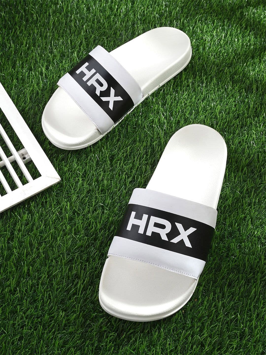 HRX by Hrithik Roshan Men White & Black Printed Sliders - view 1