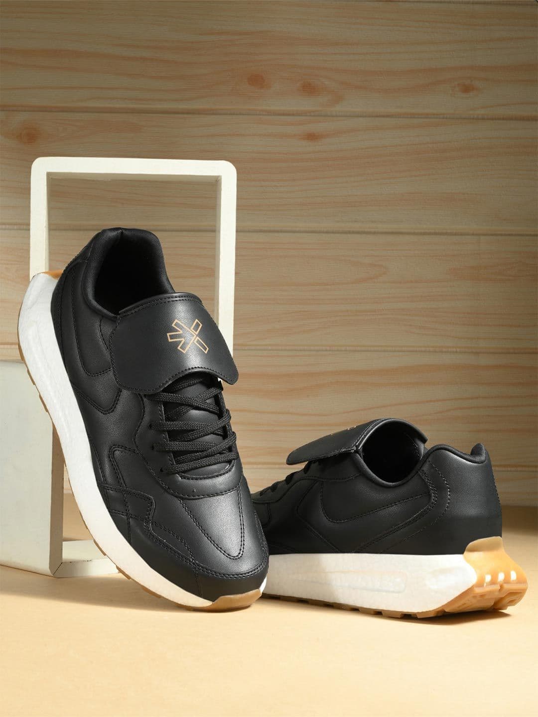 HRX by Hrithik Roshan Men Black FIGHTER Running Shoes - view 1
