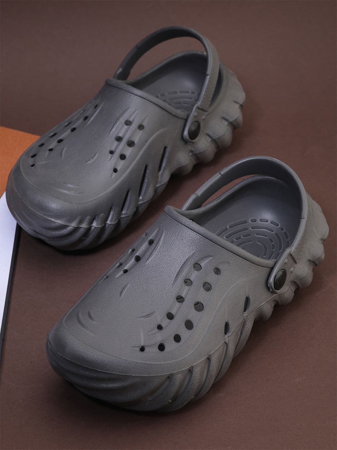 HRX by Hrithik Roshan Men Grey Self Design Clogs - view 1