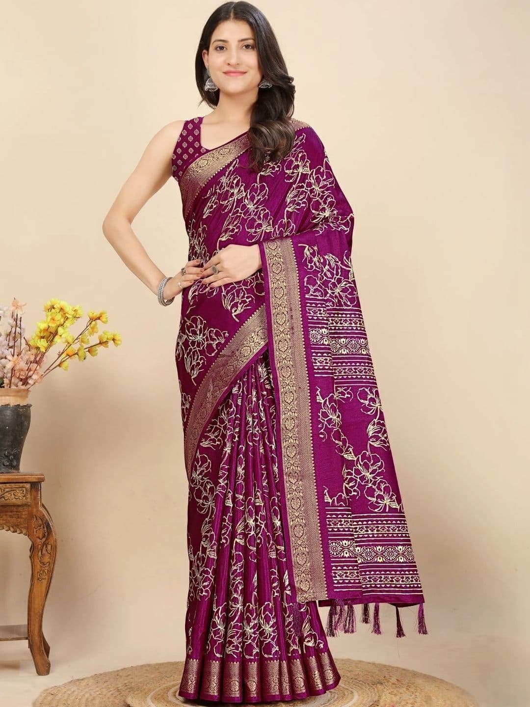 HOUSE OF VARNATANTU Woven Design Zari Art Silk Arani Saree - view 1