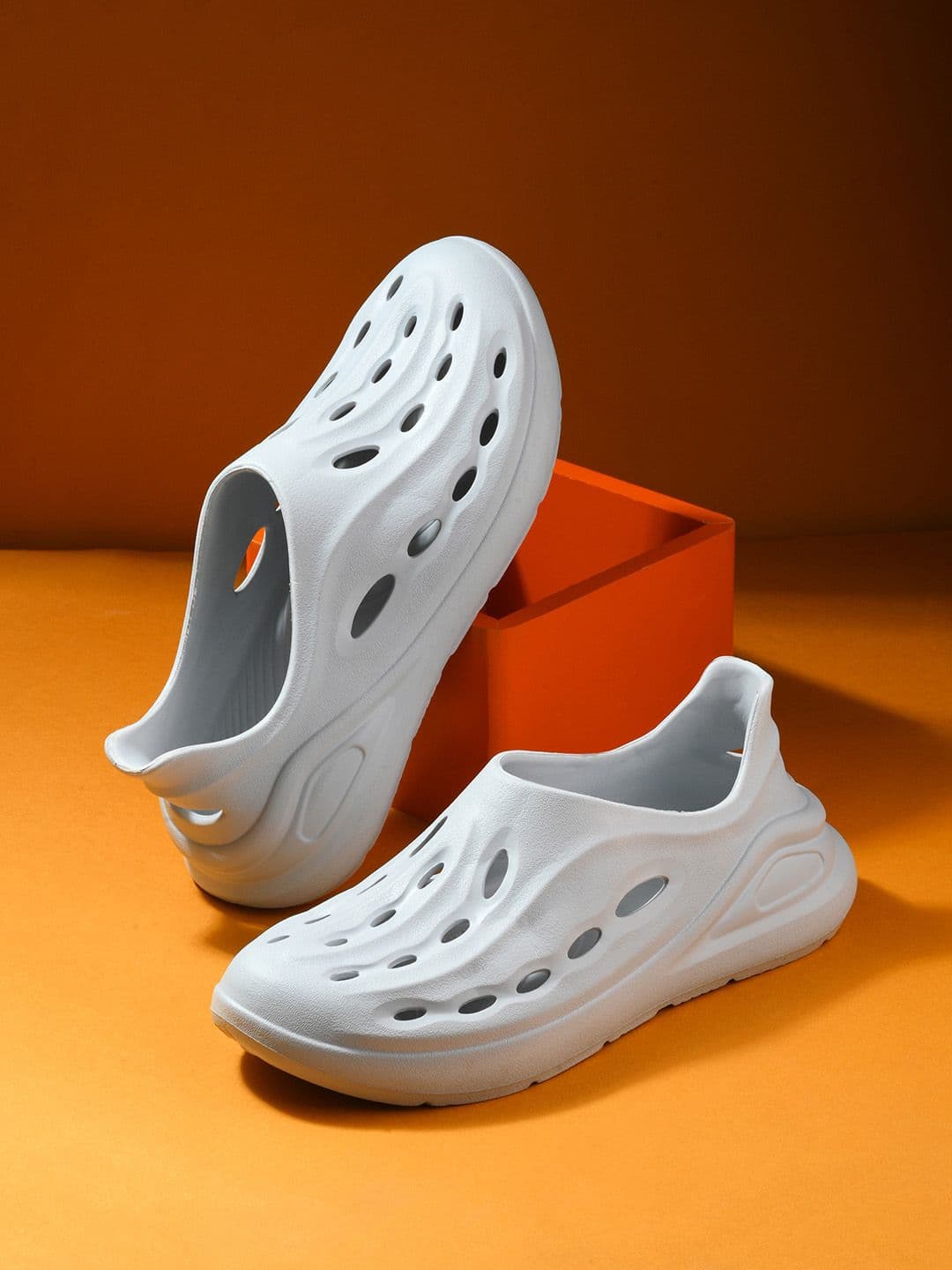 HRX by Hrithik Roshan Men Grey Self Design Croslite Clogs - view 1