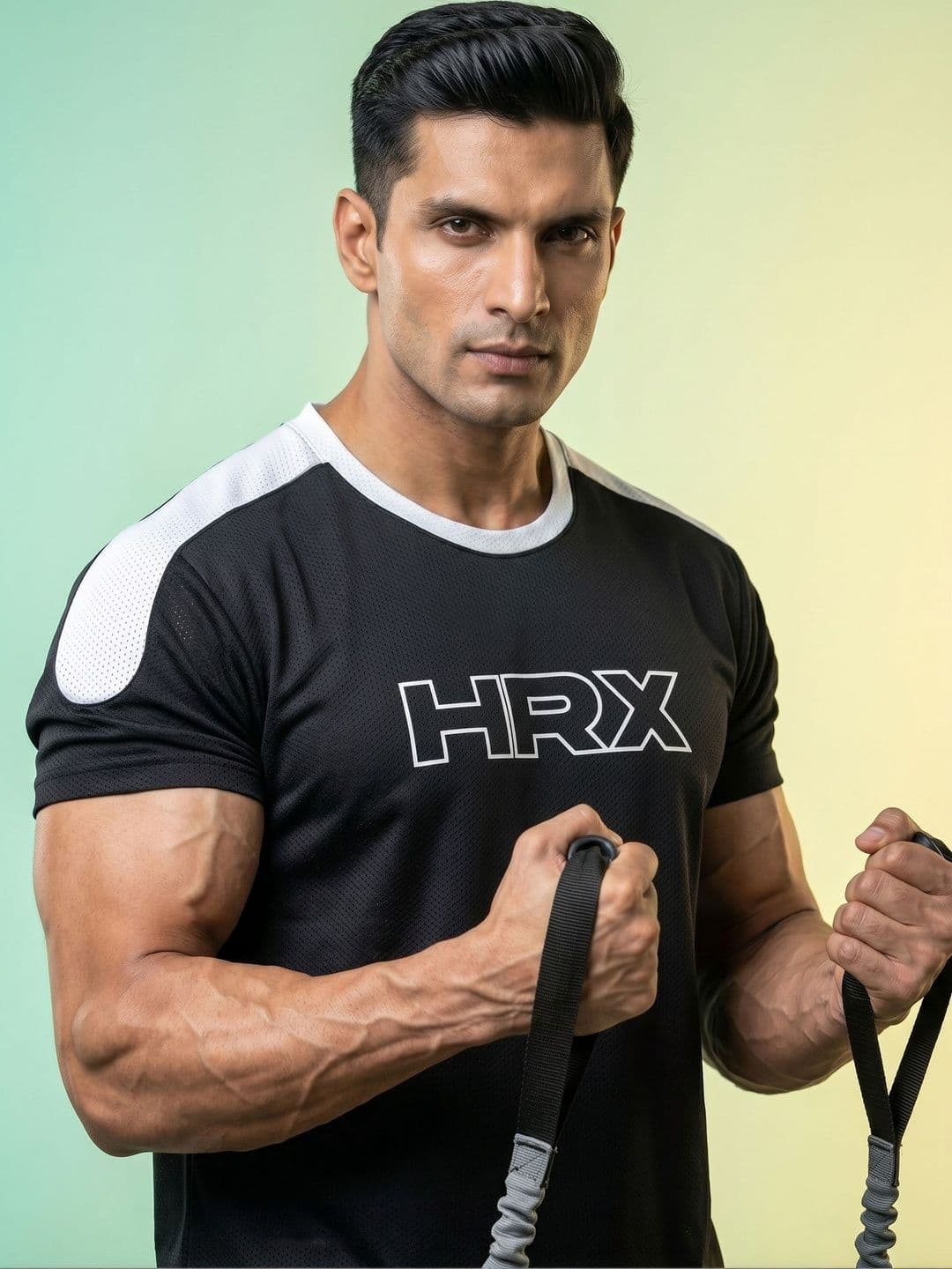 HRX by Hrithik Roshan Men Brand Logo Colourblocked Round Neck Short Sleeves T-shirt - view 1