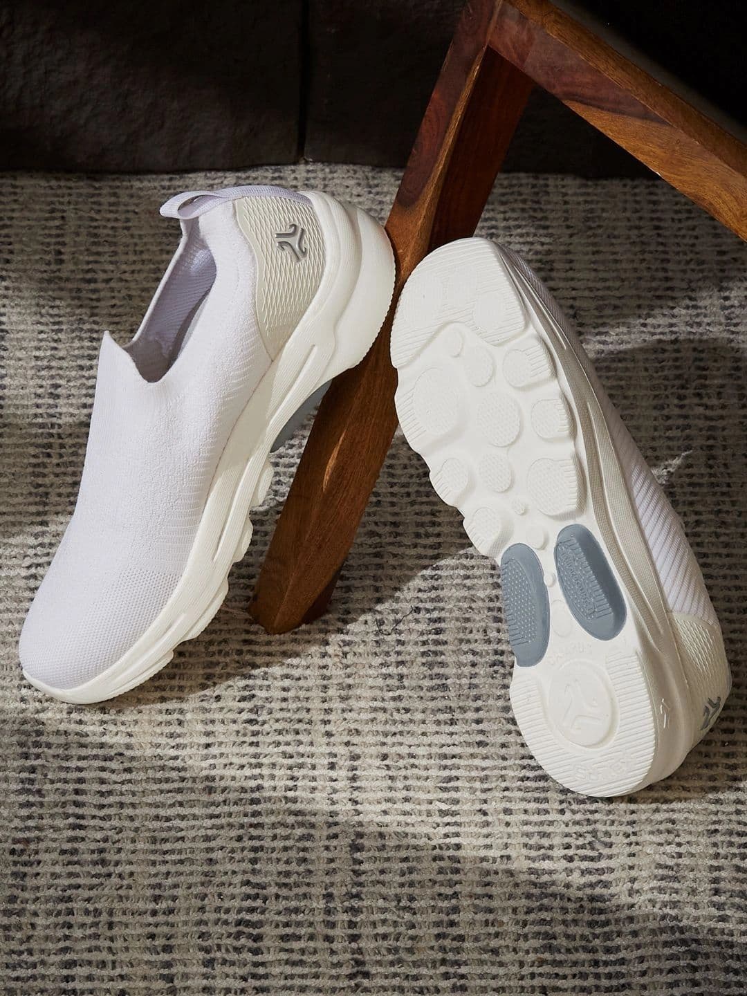 Campus Men Walking Shoes - view 1