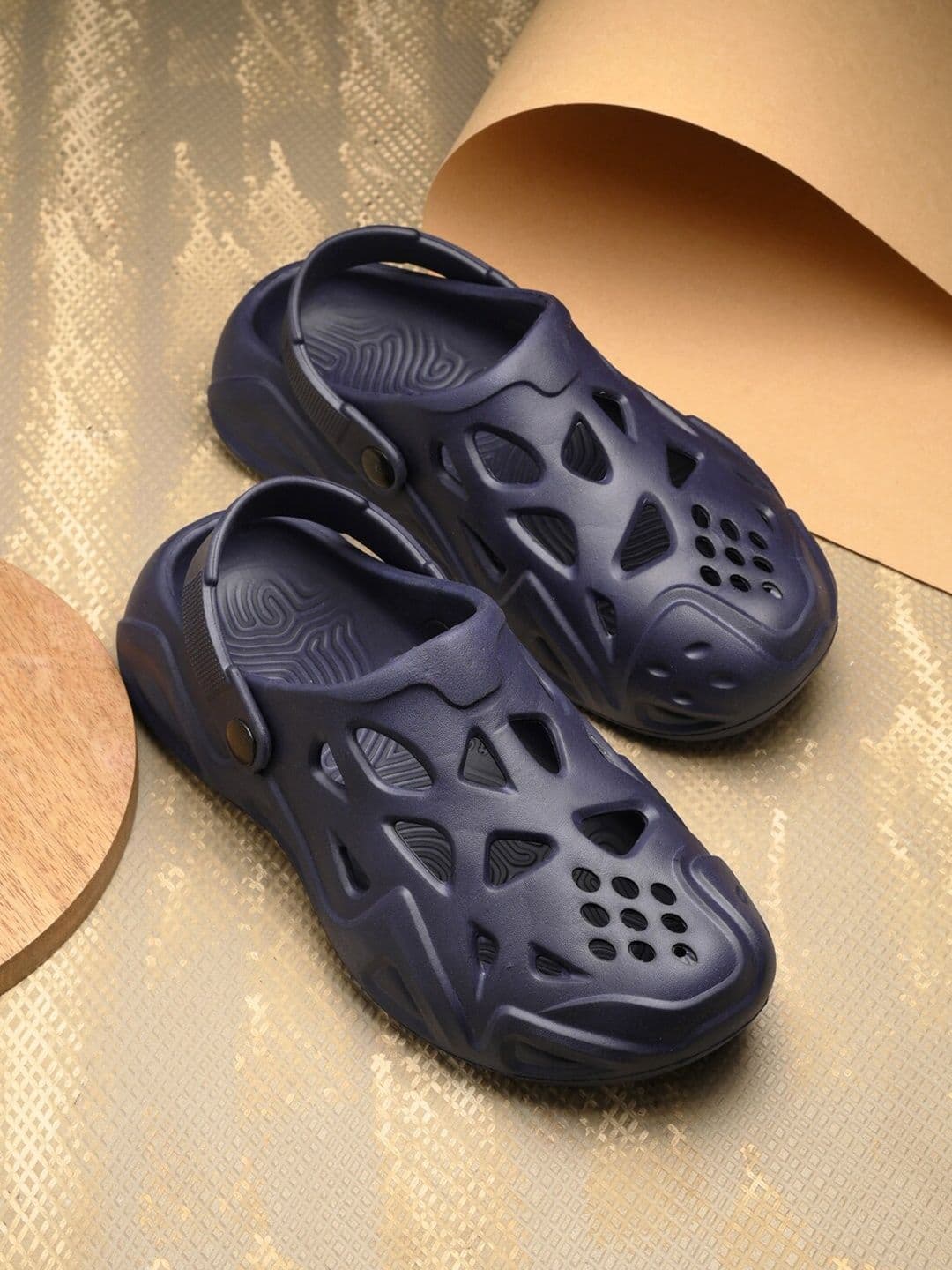 HRX by Hrithik Roshan Men Blue Textured Croslite Clogs - view 1