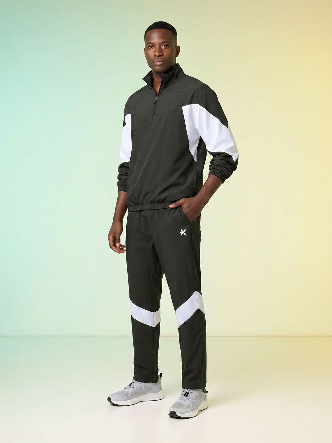 HRX by Hrithik Roshan Colorblocked Rapid-Dry Tracksuit - view 1
