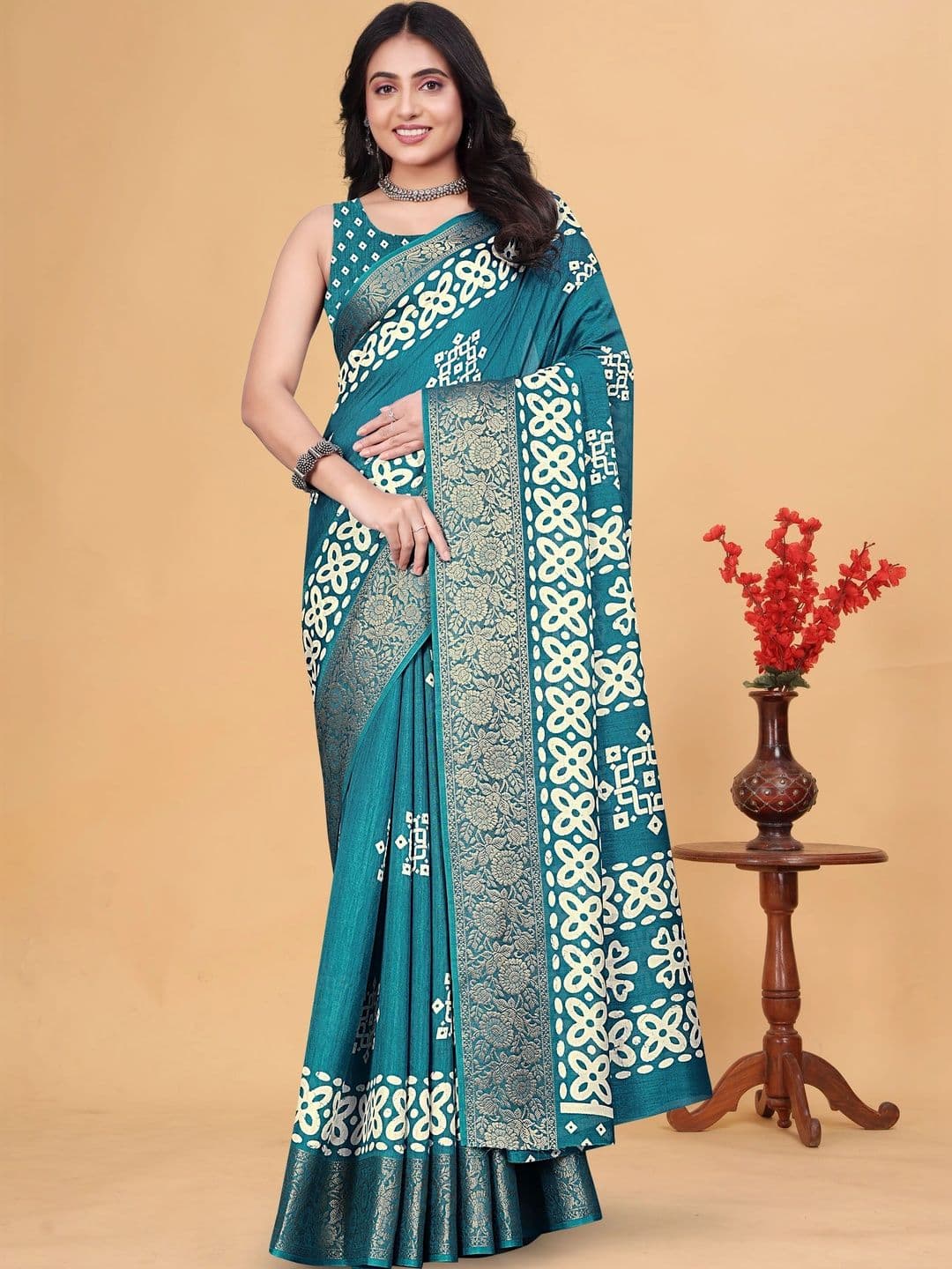 HOUSE OF VARNATANTU Batik Zari Saree - view 1