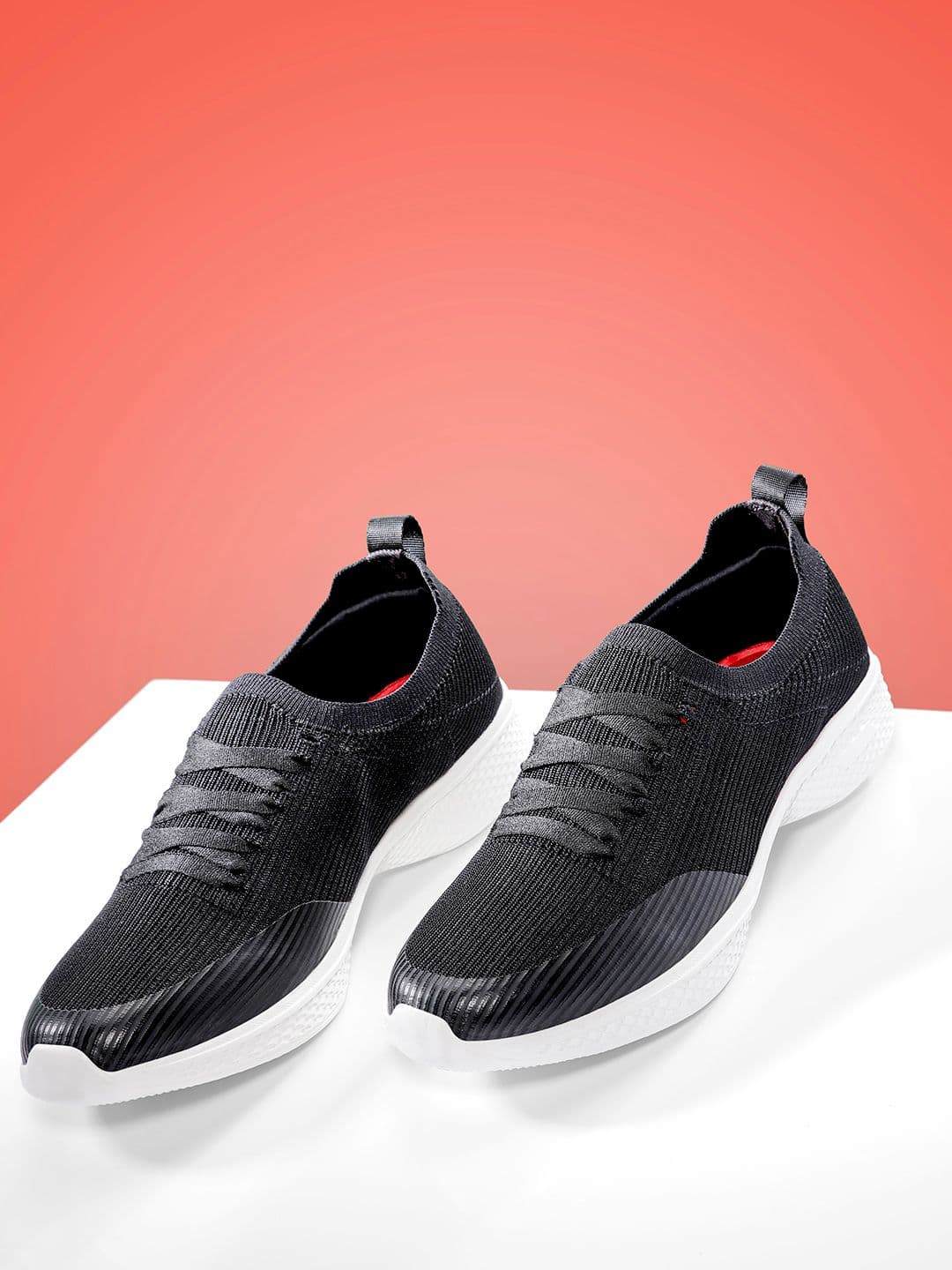 HRX by Hrithik Roshan Men Solid Running Shoes - view 1
