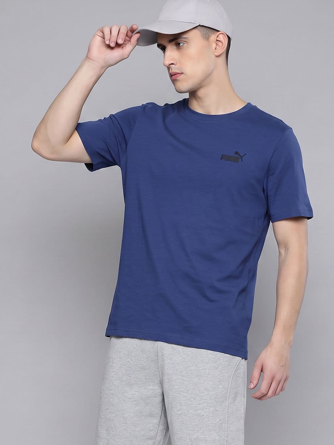 Puma Essentials Small No. 1 Logo Everyday Comfort Pure Cotton T-shirt - view 1
