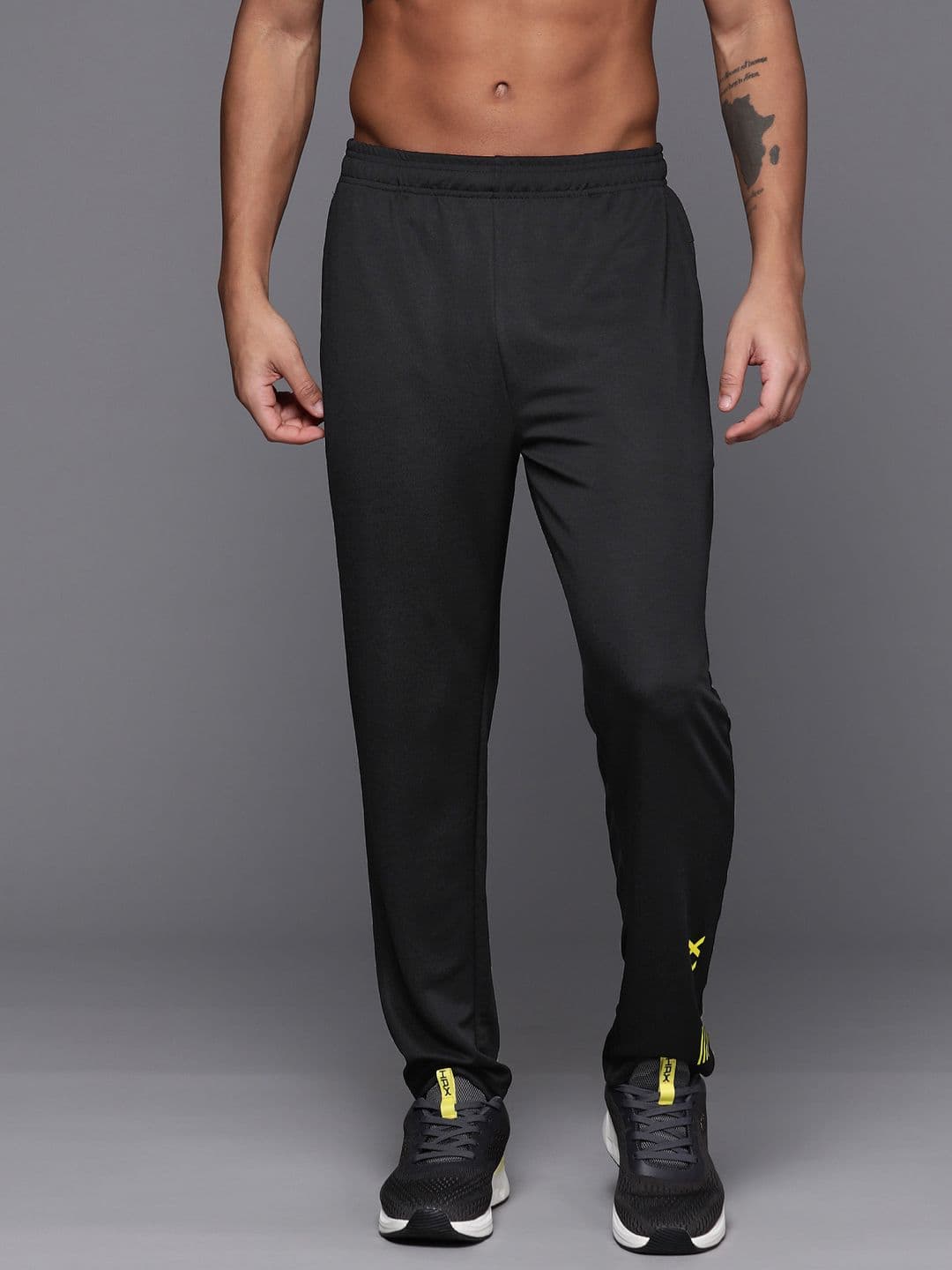 HRX by Hrithik Roshan Men Rapid Dry Training Joggers - view 1