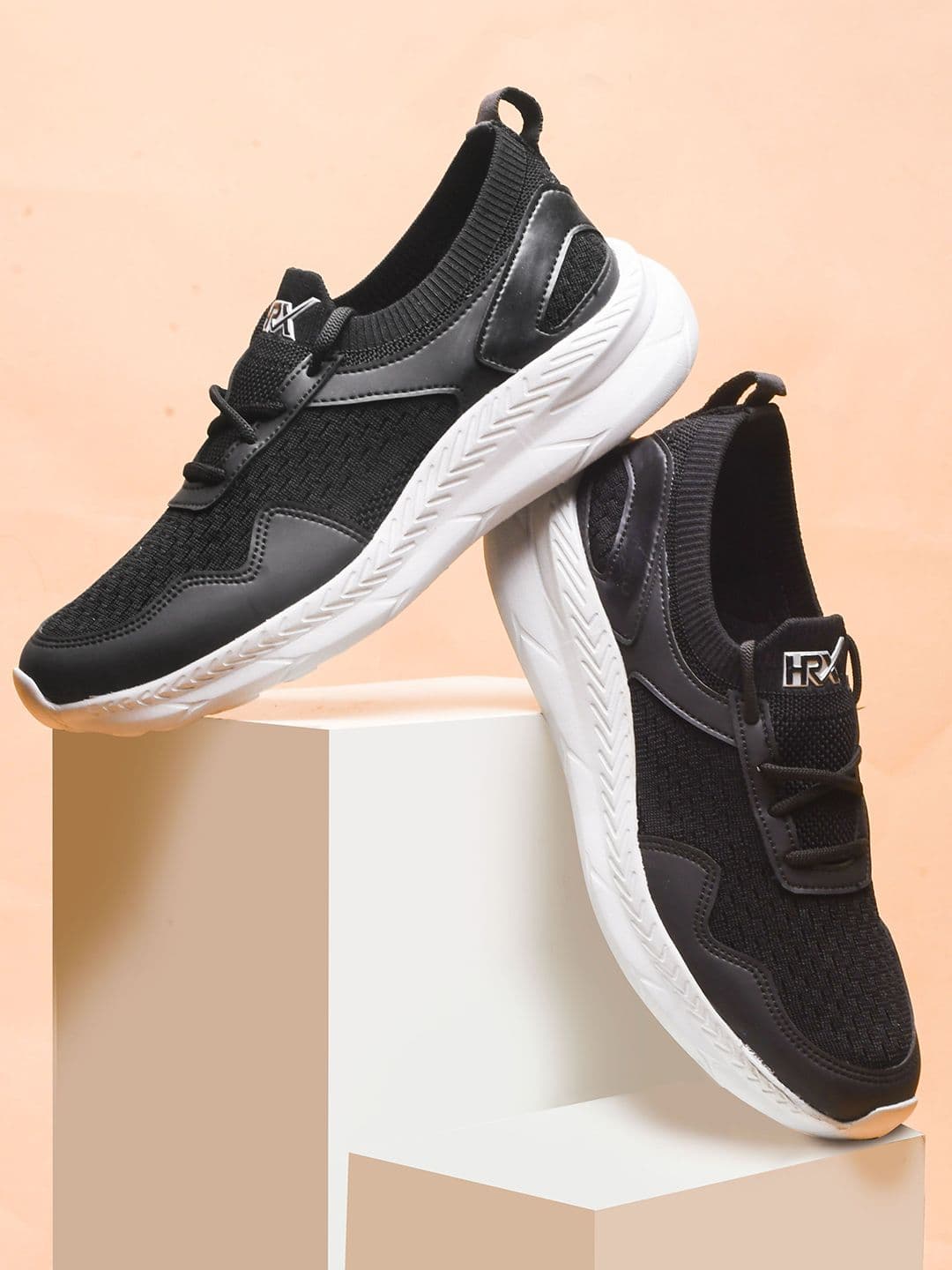 HRX by Hrithik Roshan Men Mesh Flyknit Running Shoes - view 1
